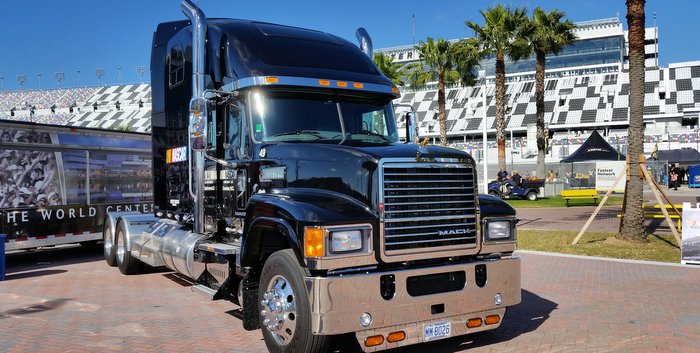 Mack Trucks shows off custom-spec'd Pinnacle sleepers as part of