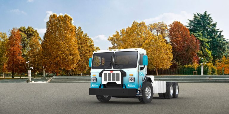 Peterbilt Motors medium-duty 520 electric truck