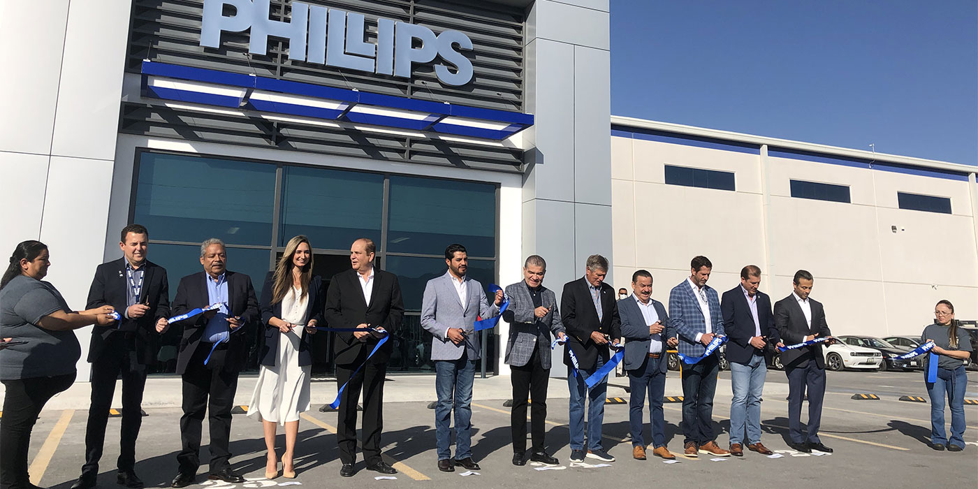Phillips-Mexico-Ribbon-Cutting-1400